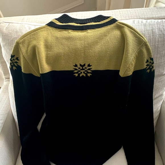 EUC Vintage Nils Sweater - Picture 7 of 13